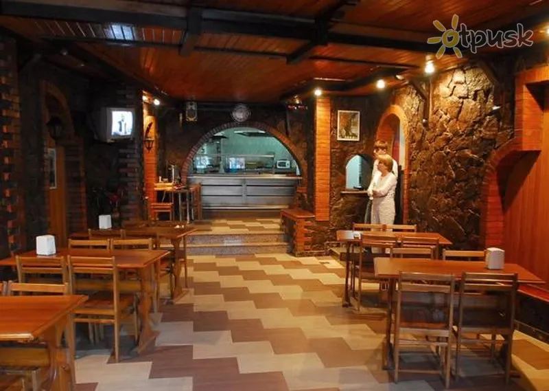Фото отеля Mercury 2* Batumis Gruzija barai ir restoranai