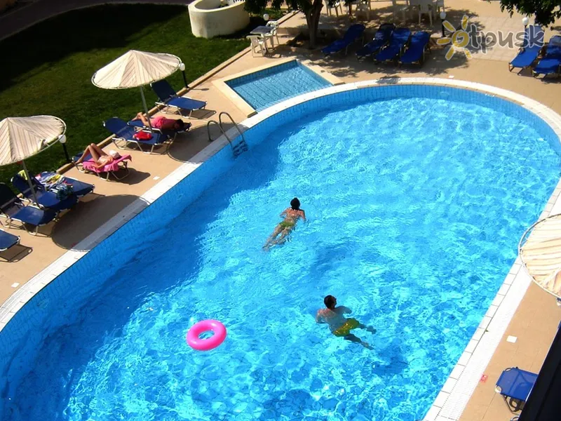 Фото отеля Castro Hotel 3* о. Крит – Іракліон Греція екстер'єр та басейни
