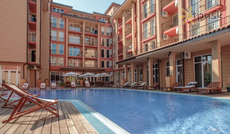 Фото отеля Sunny View Central Apartments 3* Сонячний берег Болгарія екстер'єр та басейни