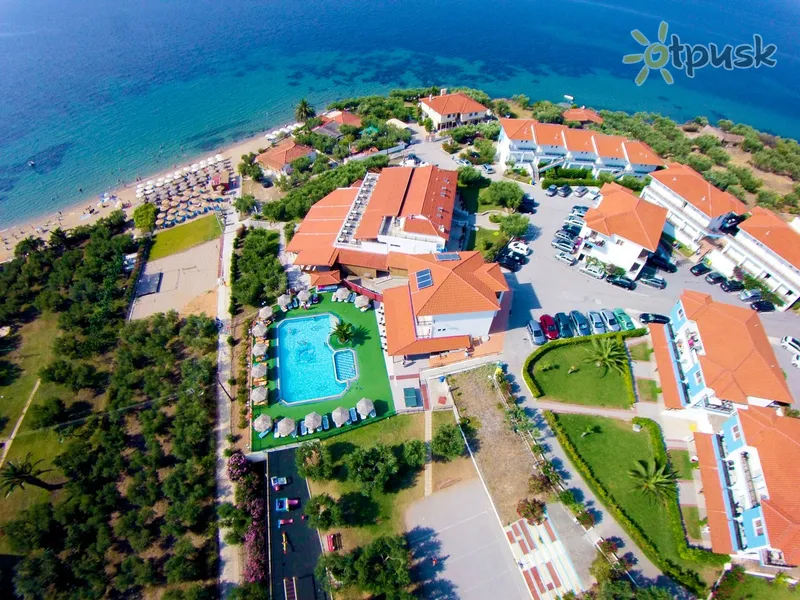 Фото отеля Sonia Village Hotel 3* Halkidiki — Sitonija Grieķija ārpuse un baseini