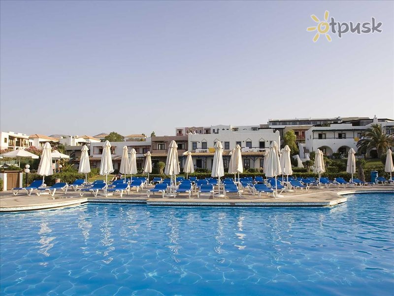 Фото отеля Mitsis Cretan Village Beach Hotel 4* о. Крит – Ираклион Греция экстерьер и бассейны
