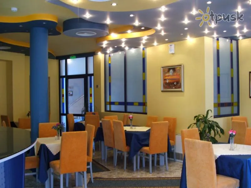 Фото отеля Royal Hotel Nessebar 3* Nesebaras Bulgarija barai ir restoranai