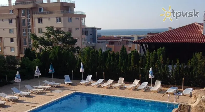 Фото отеля Kotva 3 Hotel 2* Svētā Vlasa Bulgārija ārpuse un baseini