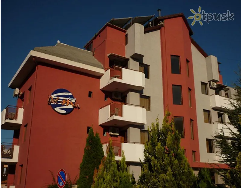 Фото отеля Del Mar Hotel 2* Несебр Болгария экстерьер и бассейны