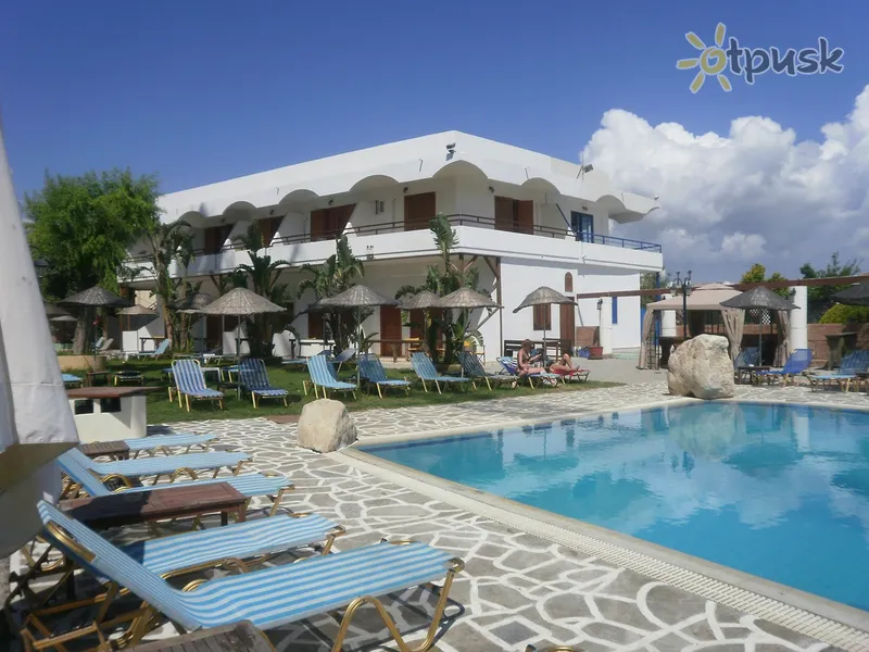 Фото отеля Aquarius Beach Hotel 3* Rodas Graikija išorė ir baseinai