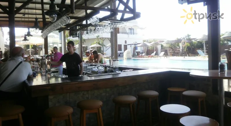 Фото отеля Aquarius Beach Hotel 3* Rodas Graikija barai ir restoranai