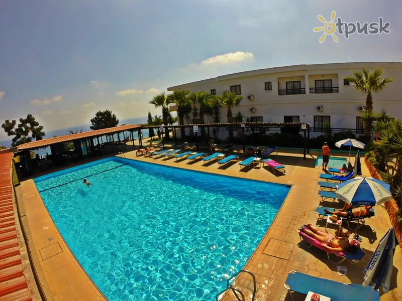 Фото отеля Konnos Bay Hotel Apartments 3* Протарас Кипр экстерьер и бассейны
