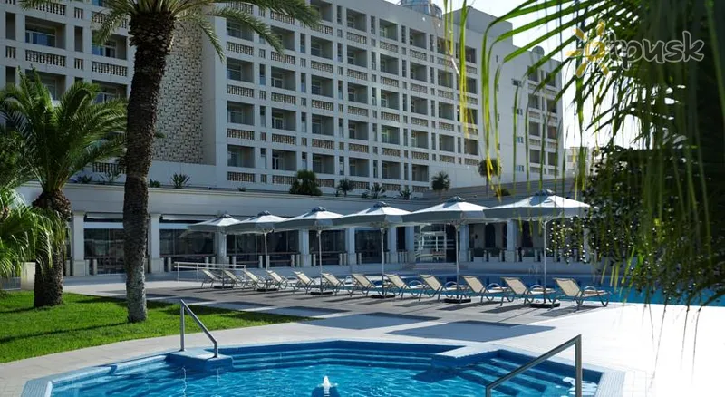 Фото отеля Hilton Cyprus 5* Никосия Кипр экстерьер и бассейны