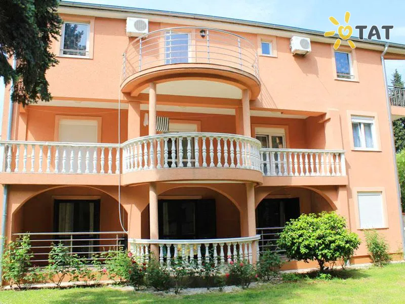 Фото отеля Villa Pansion Palma 3* Будва Чорногорія екстер'єр та басейни