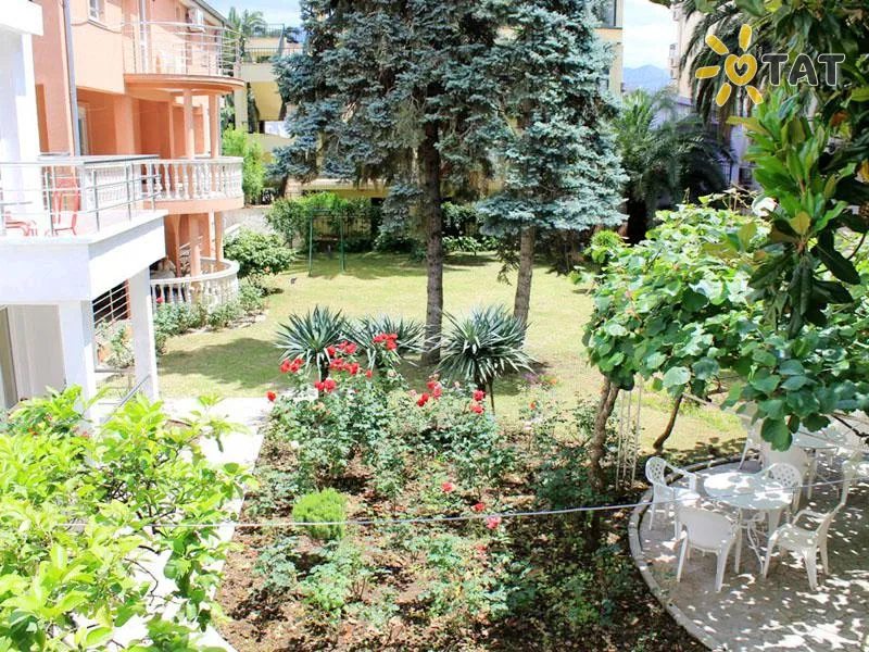Фото отеля Villa Pansion Palma 3* Будва Чорногорія екстер'єр та басейни