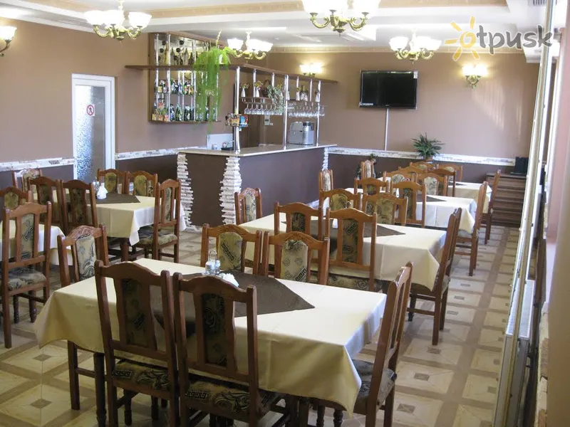 Фото отеля Вилла Баст 2* Берегово Украина - Карпаты бары и рестораны