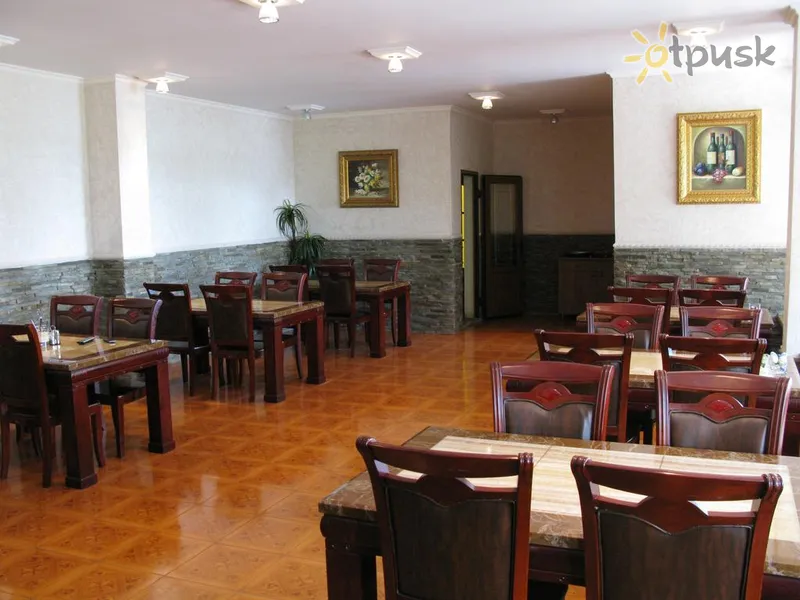 Фото отеля Европа 2* Gaspra Krima bāri un restorāni