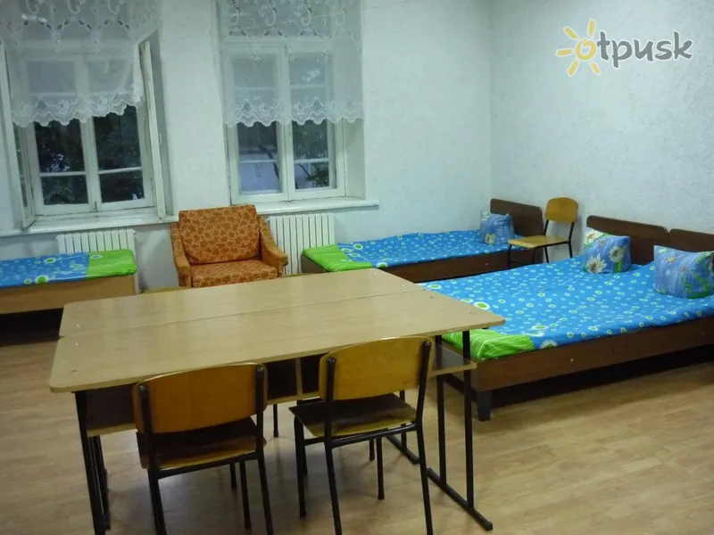 Фото отеля Каравелла Хостел 1* Jalta Krima cipariem