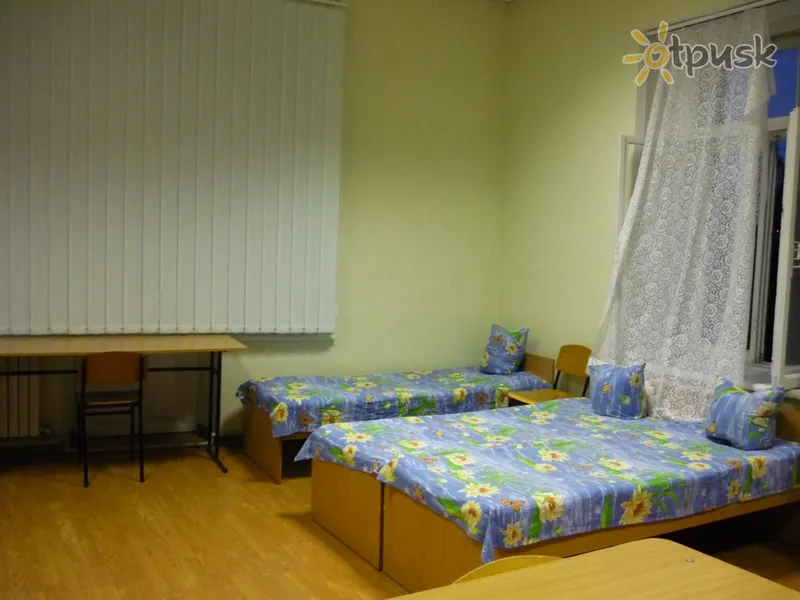 Фото отеля Каравелла Хостел 1* Jalta Krima cipariem