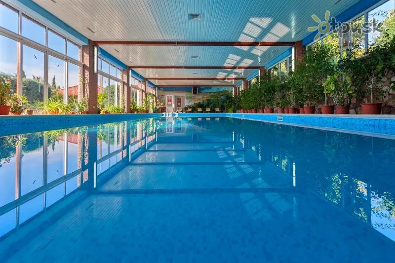 Фото отеля Омега Клуб 3* Севастополь Крим екстер'єр та басейни