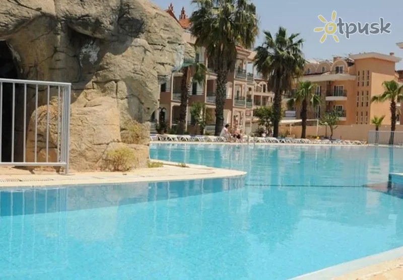 Фото отеля Club Caprice Suites 3* Marmaris Turkija išorė ir baseinai