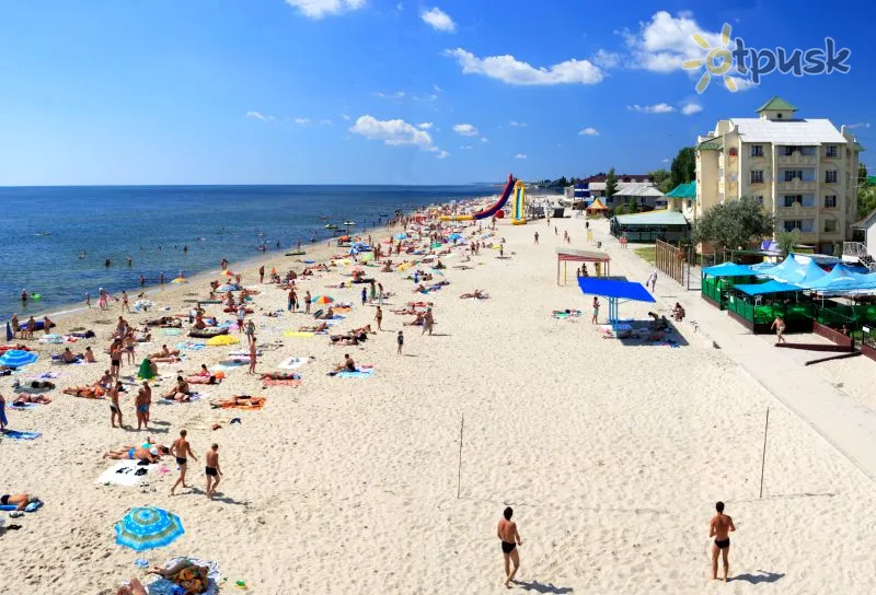 Фото отеля Трембита 3* Затока Украина пляж