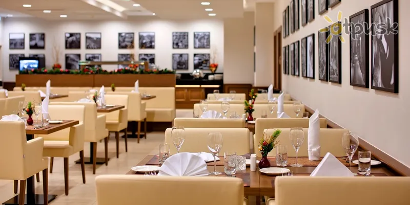 Фото отеля Radisson Blu Hotel Kyiv Podil 4* Kijeva Ukraina bāri un restorāni