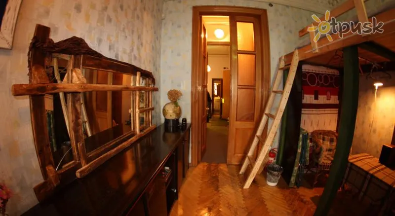 Фото отеля Roots Kiev Hostel 1* Киев Украина номера