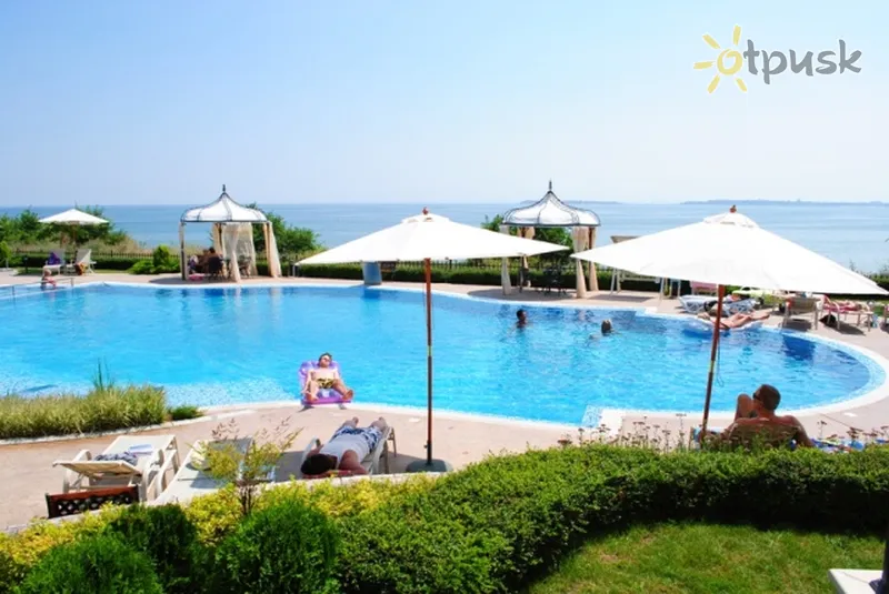 Фото отеля Royal Bay Residence & Spa 4* Šventasis Vlasas Bulgarija išorė ir baseinai