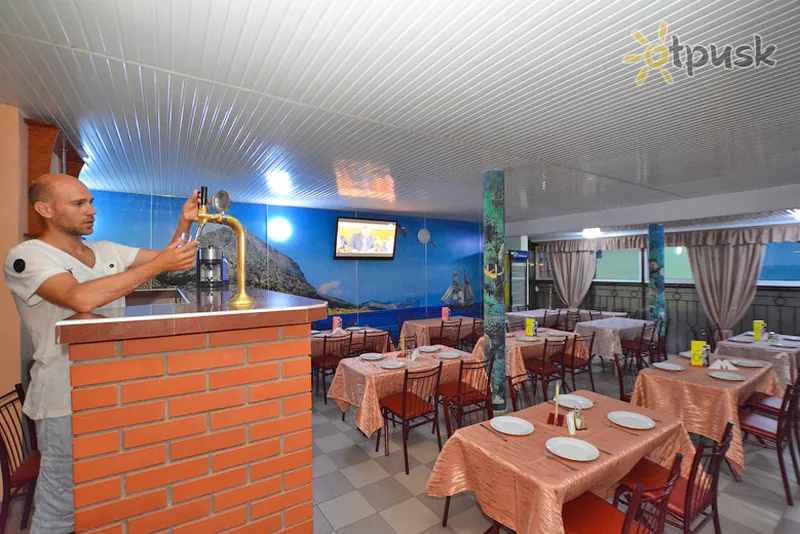 Фото отеля Буревестник 2* Zatoka Ukraina barai ir restoranai