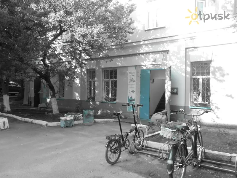 Фото отеля The Hub Hostel 1* Киев Украина экстерьер и бассейны