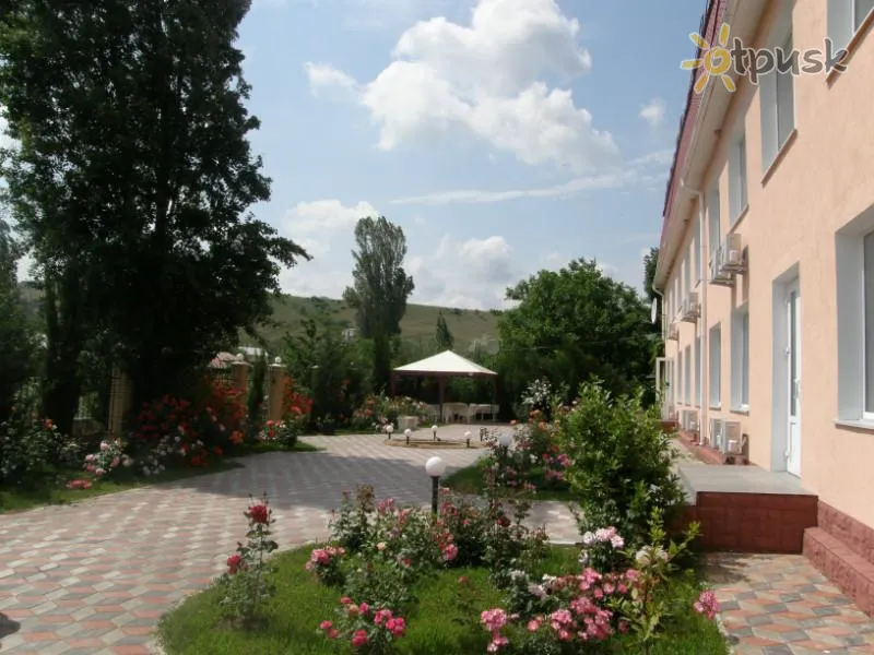 Фото отеля Мини-пансионат Сапфир 1* Kūrorts (Feodosija) Krima ārpuse un baseini