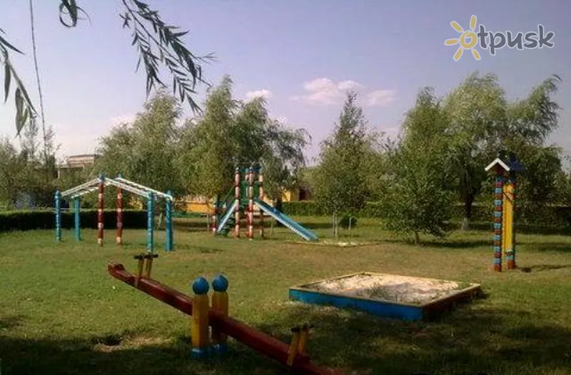 Фото отеля База відпочинку Пуща-Водиця 1* Більшовик Україна для дітей