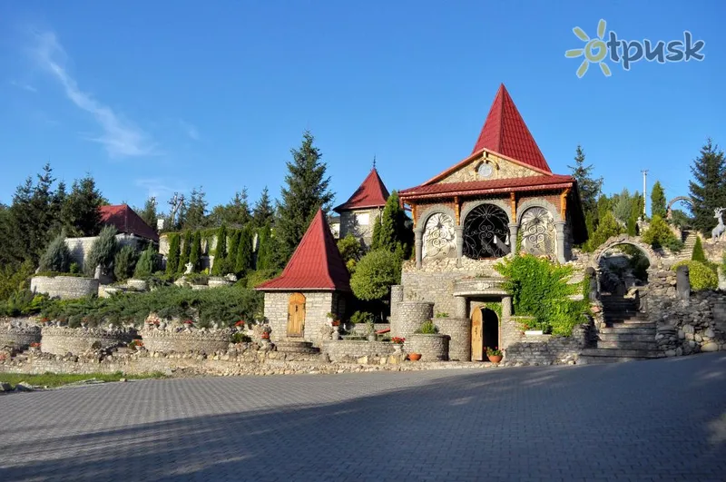 Фото отеля Тридевятое Царство 3* Борщев Украина экстерьер и бассейны