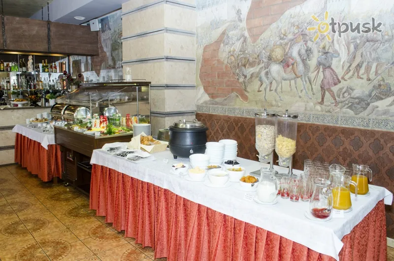 Фото отеля Ярославське Подвір'я 3* Ярославль росія бари та ресторани