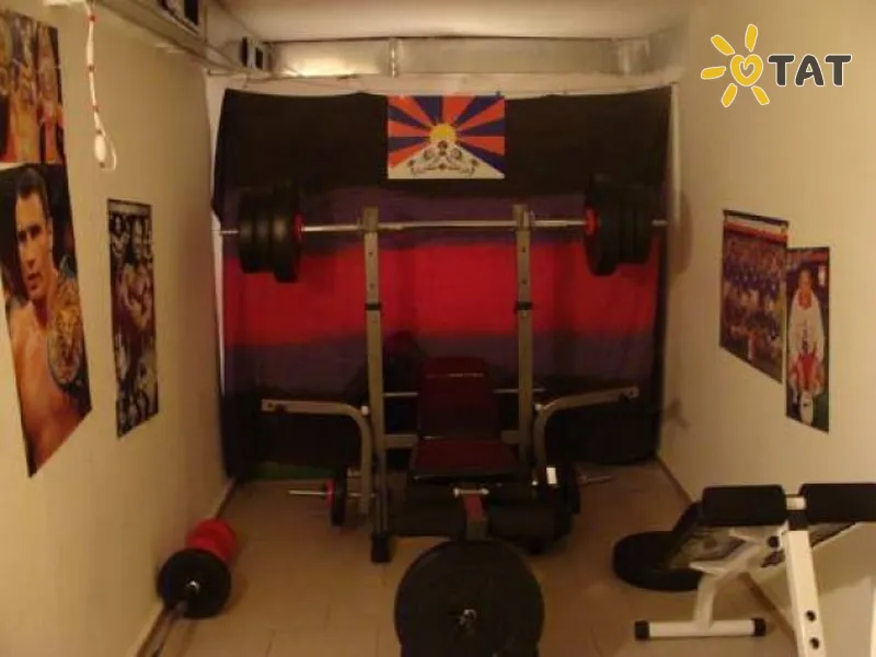 Фото отеля Why Not? Hostel 1* Київ Україна спорт і дозвілля