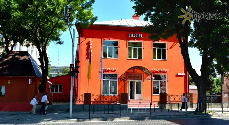 Фото отеля Orange 3* Ļvova Ukraina ārpuse un baseini