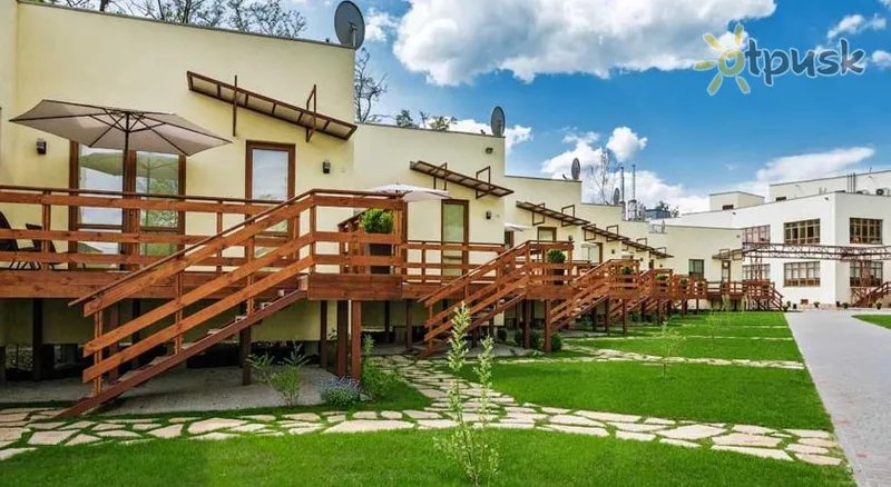 Фото отеля Дача на Десне 3* Киев Украина экстерьер и бассейны