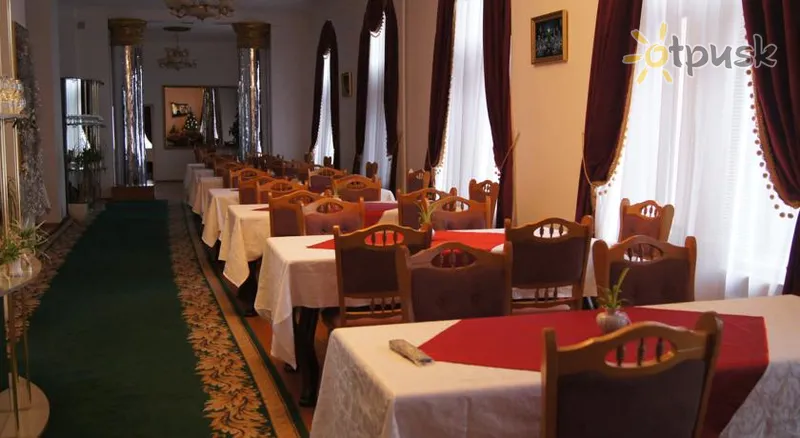Фото отеля КНУ 2* Київ Україна бари та ресторани