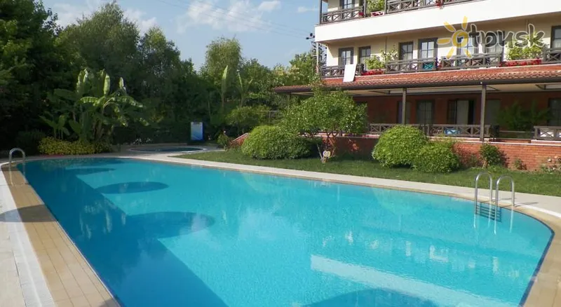 Фото отеля Club-E Hotel 3* Fethiye Turkija išorė ir baseinai