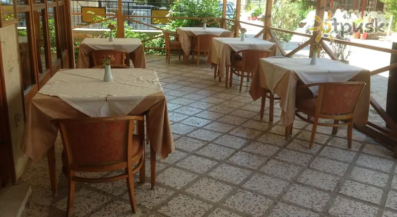 Фото отеля Efes Hotel 2* Izmira Turcija bāri un restorāni