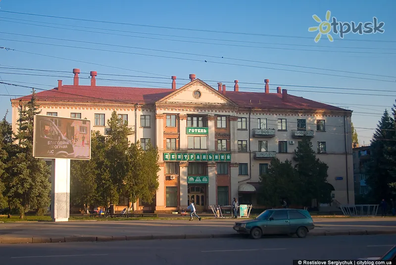Фото отеля Центральный 3* Krivojs Rogs Ukraina ārpuse un baseini