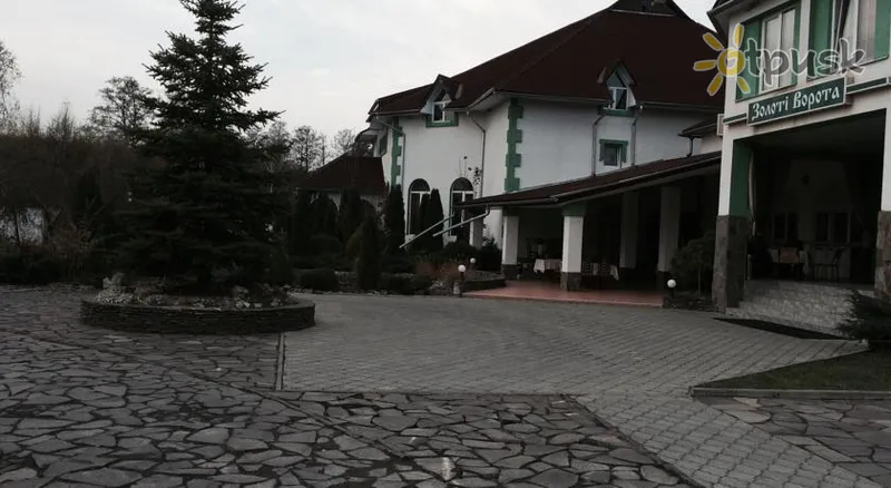 Фото отеля Золоти ворота 3* Мукачево Украина - Карпаты экстерьер и бассейны