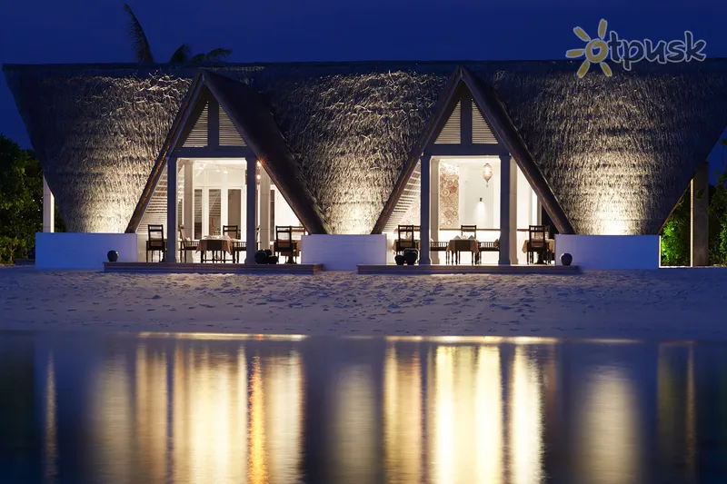 Фото отеля Loama Resort 5* Raa atolas Maldyvai išorė ir baseinai