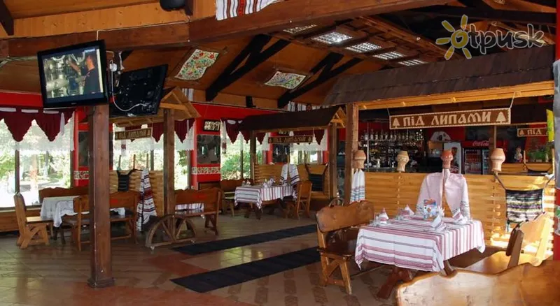 Фото отеля Под липами 3* Черновцы Украина бары и рестораны