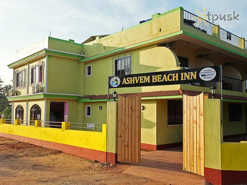 Фото отеля Ashvem Beach Inn 3* Šiaurės Goa Indija išorė ir baseinai