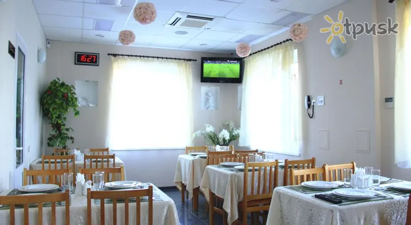 Фото отеля Гостинный Двор Черноморский 18 3* Затока Украина бары и рестораны