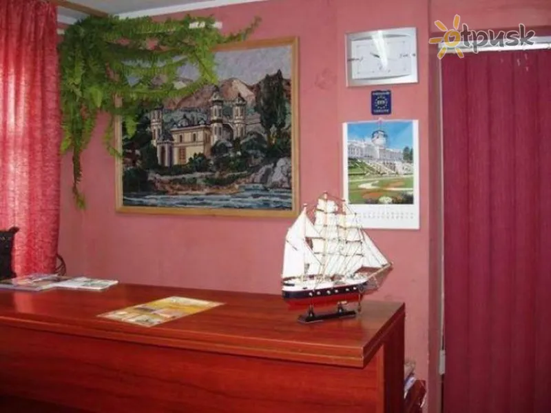 Фото отеля На Адмірала Макарова 2* Миколаїв Україна лобі та інтер'єр