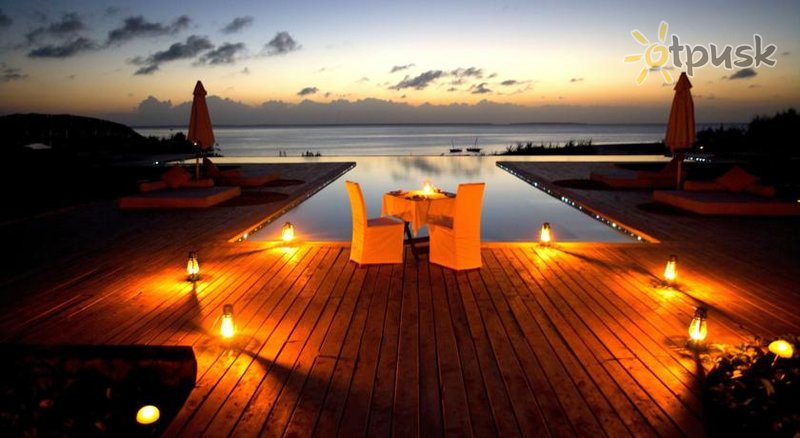 Фото отеля Kilindi Zanzibar 5* Нунгви Танзания экстерьер и бассейны