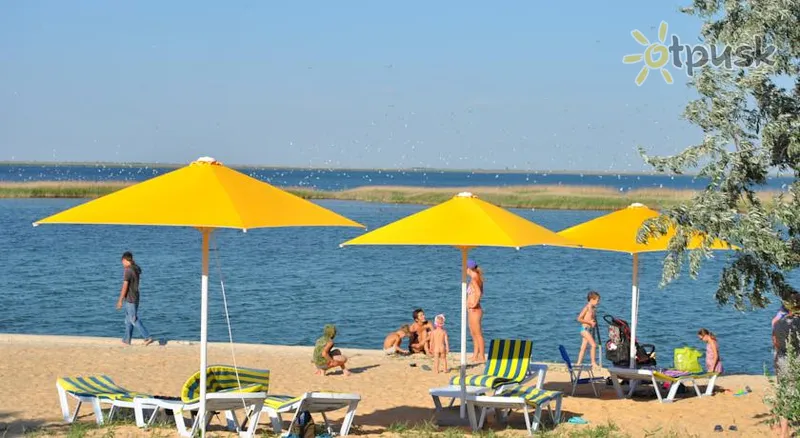 Фото отеля Черноморец 2* Скадовск Украина пляж