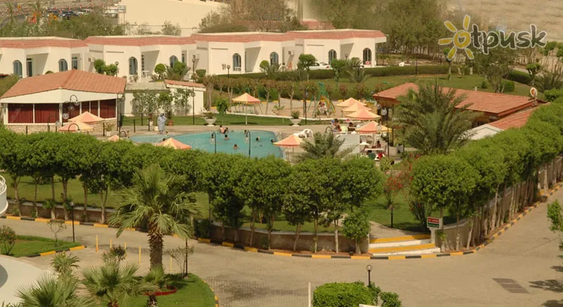 Фото отеля Holiday Beach Resort 3* Фуджейра ОАЕ екстер'єр та басейни
