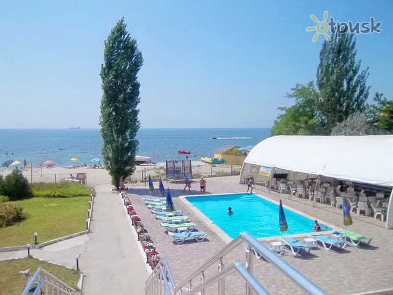 Фото отеля Южная 2* Lugovoe Ukraina išorė ir baseinai