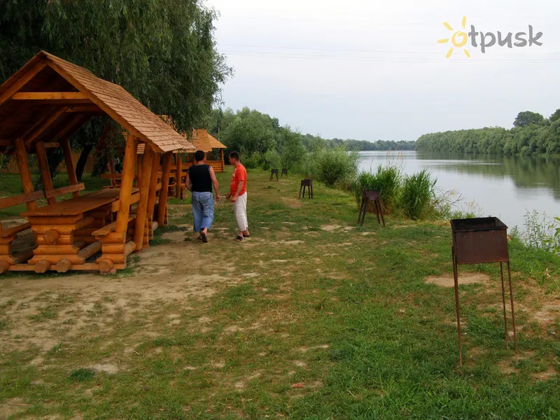 Фото отеля Дунай 2* Измаил Украина экстерьер и бассейны