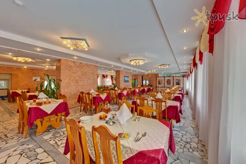 Фото отеля Санаторий Долина Нарзанов 2* Železnovodska Krievija bāri un restorāni