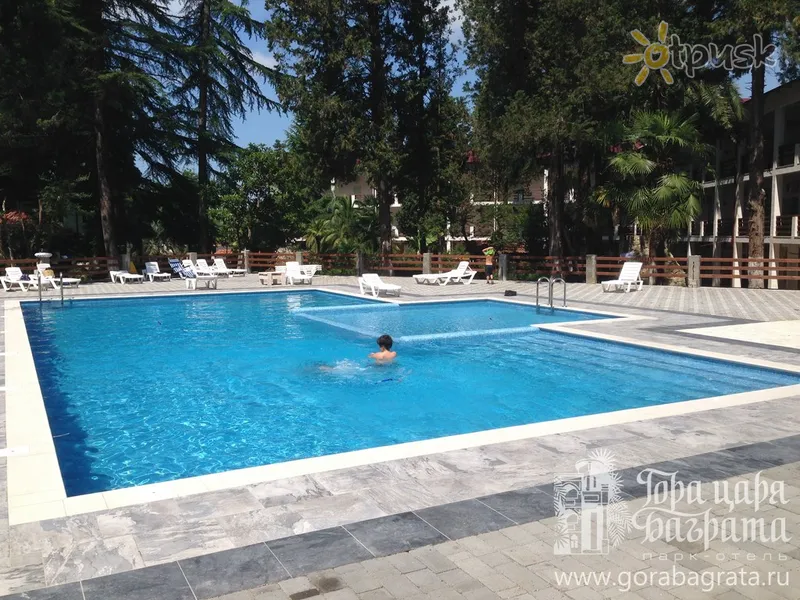 Фото отеля Гора Царя Баграта 3* Сухумі Абхазія екстер'єр та басейни